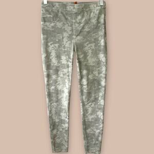 SPANX Camo Jeggings Slim Fit Ankle Leggings Pull On Size M Stone Washed Stretchy